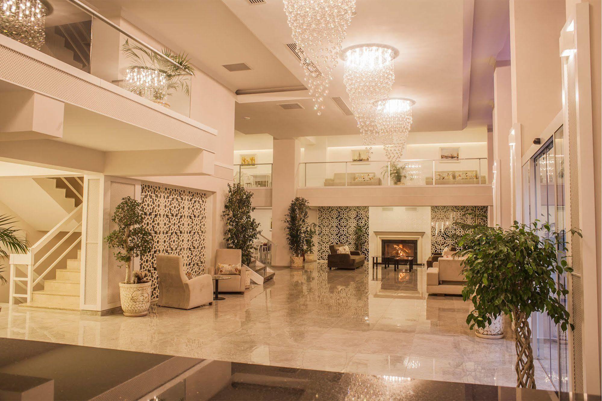Cimenoglu Hotel デニズリ エクステリア 写真